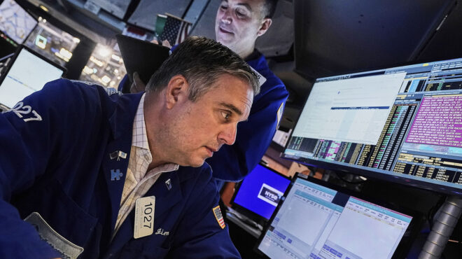 αυξάνονται-οι-εισροές-κεφαλαίων-στην-563729764