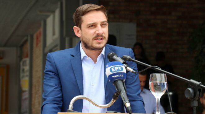 πασοκ-επέστρεψε-τα-χρήματα-από-τον-οπε-563726611