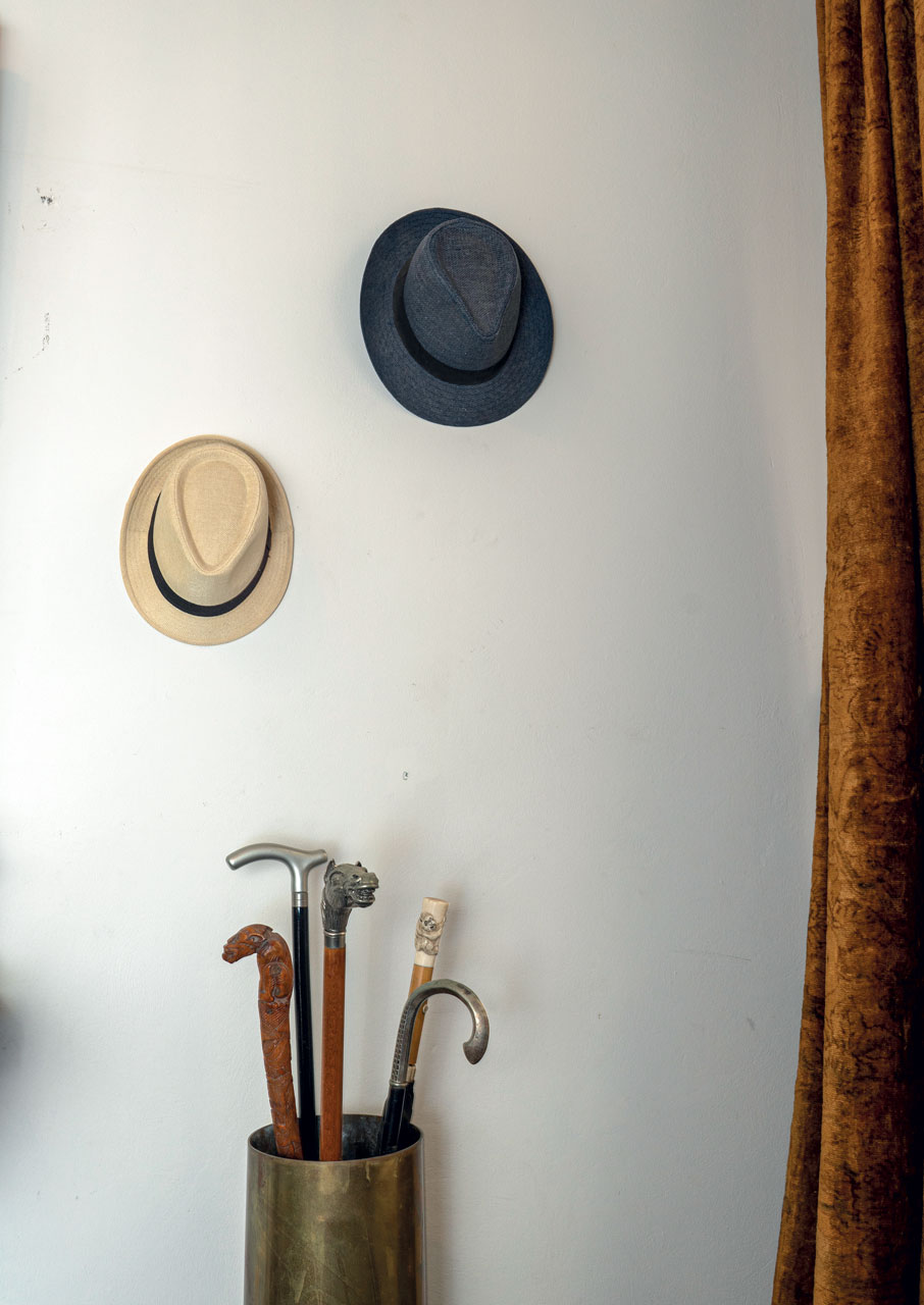 Το αρχοντικό που αφηγείται την ιστορία της Ερμούπολης-2