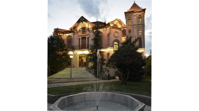 αναδρομική-έκθεση-του-αρι-γεωργίου-563712985