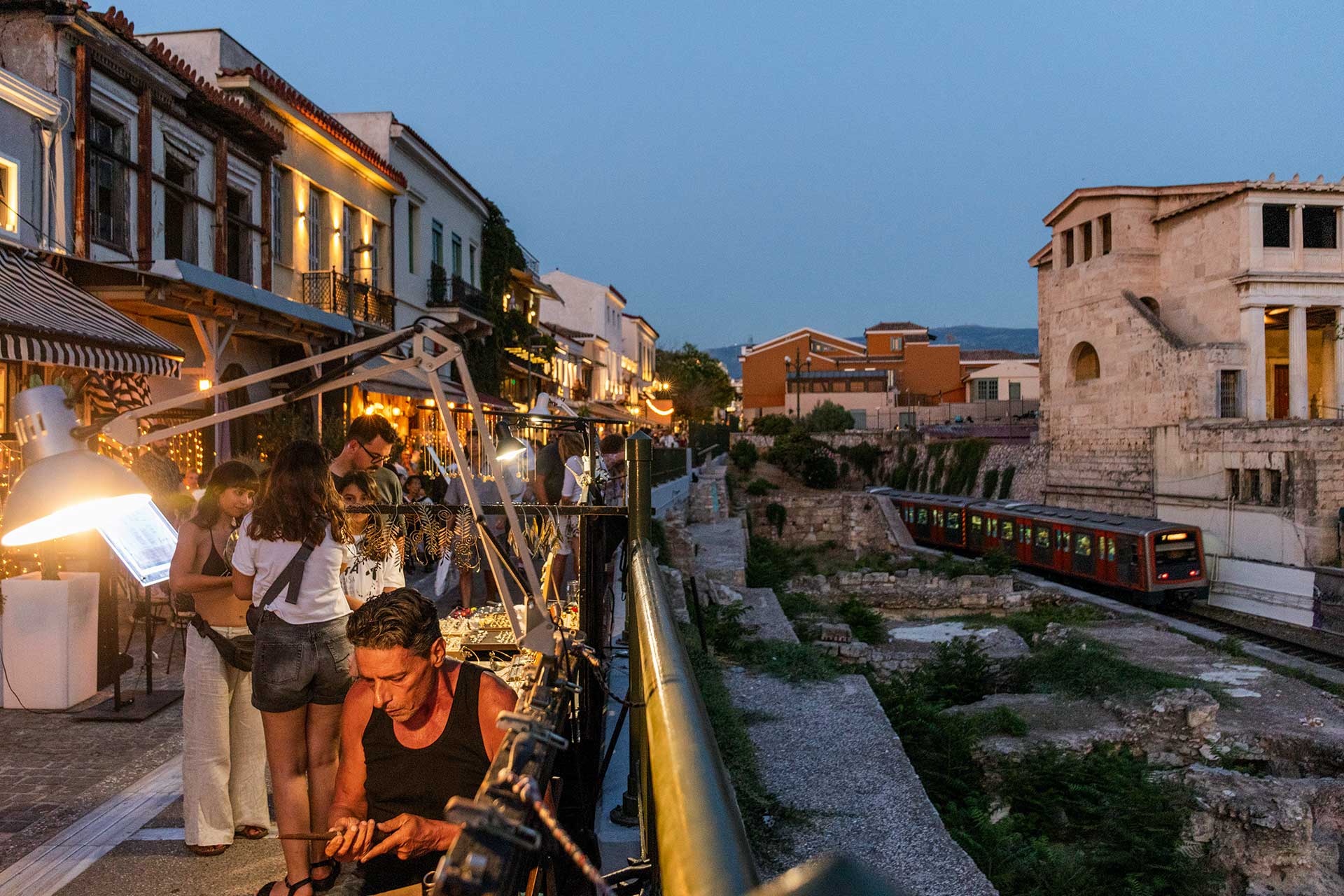 Τουρίστες στην πόλη μας για μια μέρα-2