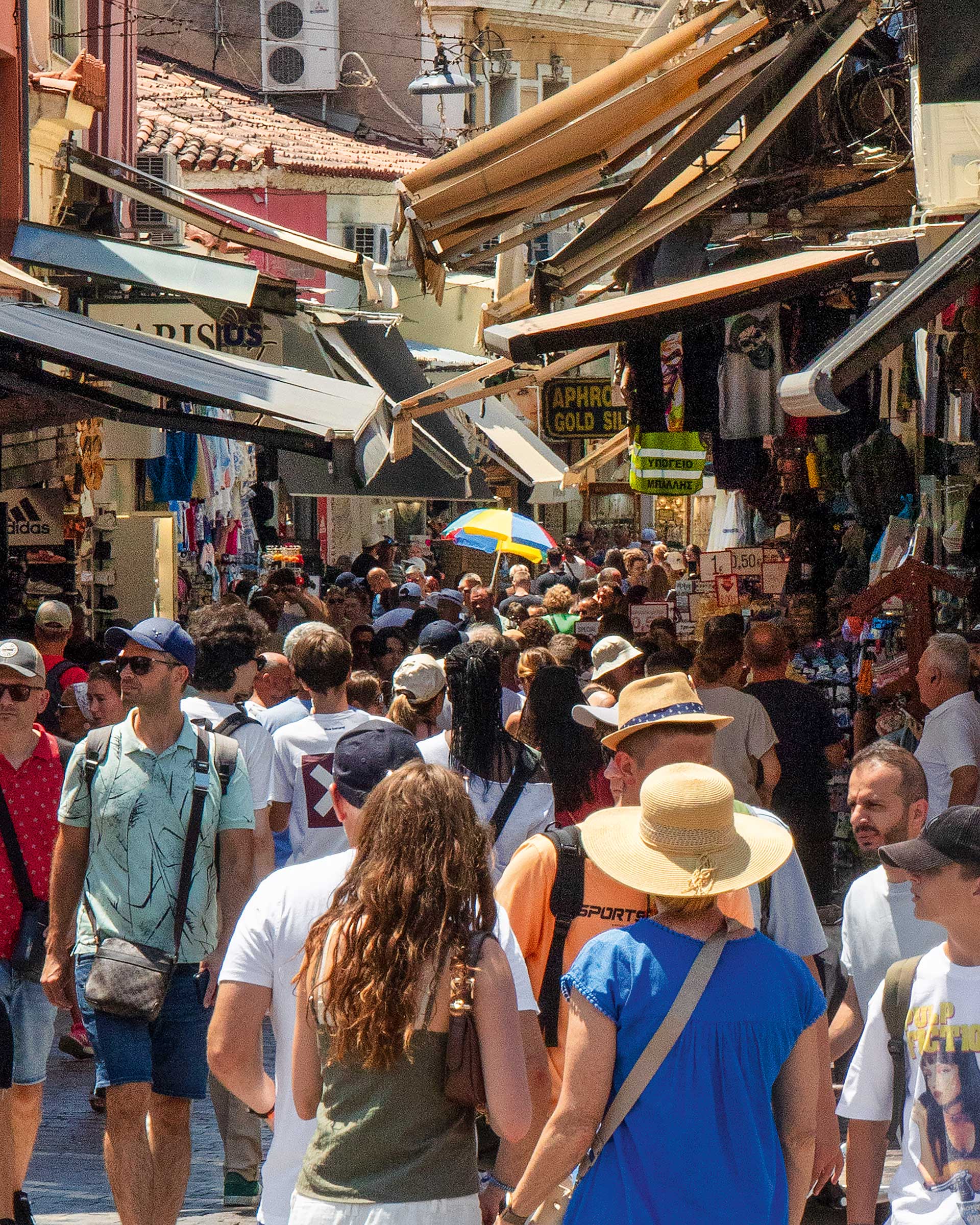 Τουρίστες στην πόλη μας για μια μέρα-3