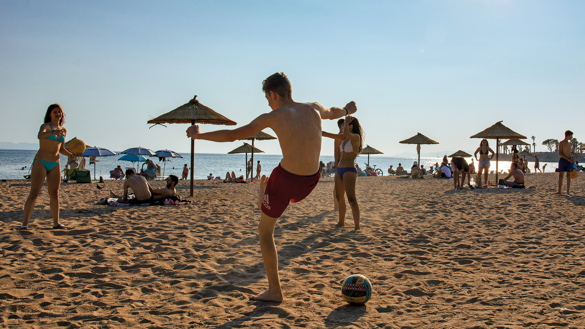 Πώς η Γλυφάδα κερδίζει τη θάλασσά της-2