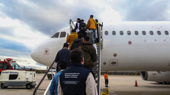 τα-αδιέξοδα-στις-επιστροφές-των-μεταν-563697628