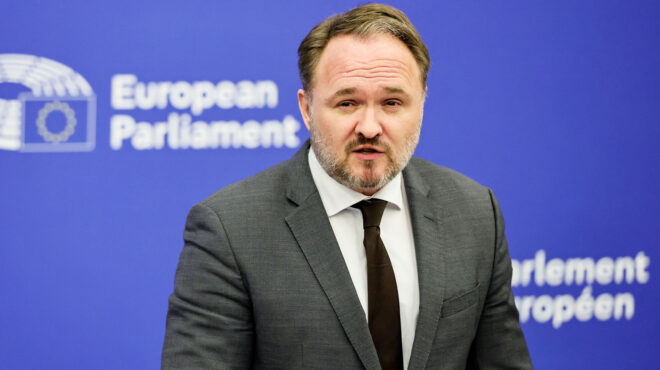 κυπριακό-εποικοδομητική-η-πενταμερή-563719561