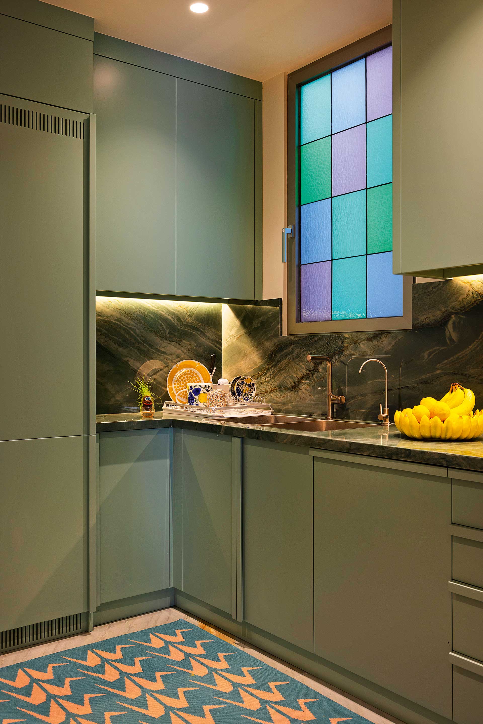 Ενα διαμέρισμα γεμάτο γήινη απλότητα στο Κέντρο-7