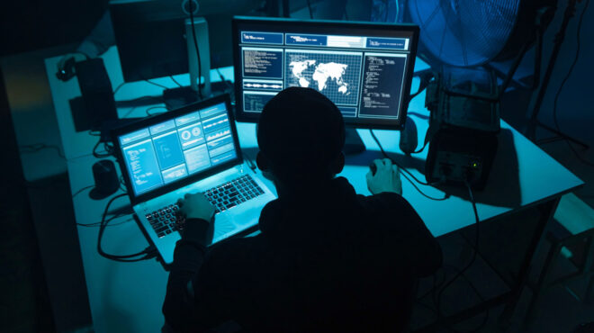 θεσσαλονίκη-προσποιούνταν-υπαλλήλο-563709742