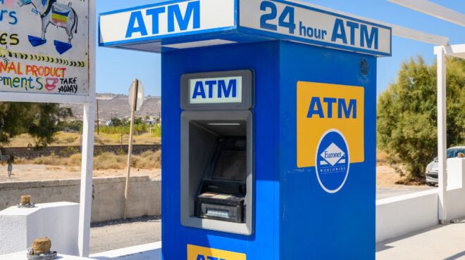 ανάληψη-μετρητών-μηδενικές-χρεώσεις-563731354