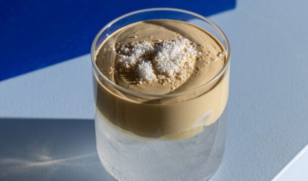 coconut-cloud-coffee-o-viral-παγωμένος-καφές-με-νερό-καρύδας-563733715