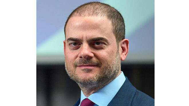 αλλαγή-στο-τιμόνι-του-ελληνοαμερικαν-563693647