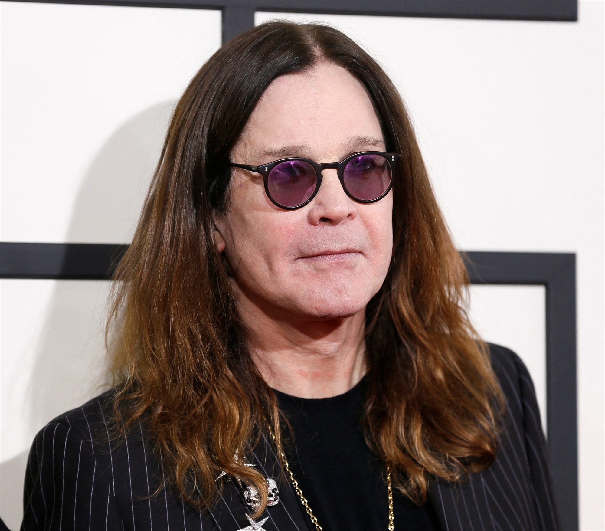 Εντός και Εκτός: Προβλήματα στη δεξιά πολυκατοικία-1