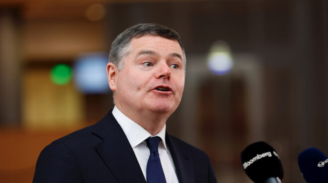 ο-πασκάλ-ντόναχιου-επανεξελέγη-πρόεδ-563702365