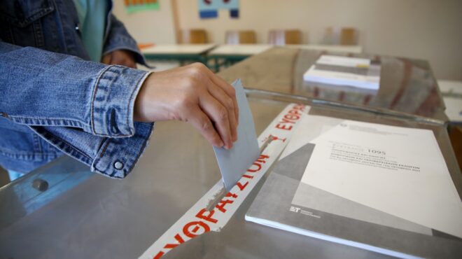 δημοσκόπηση-οπεκεπε-8-στους-10-συμφωνο-563702467