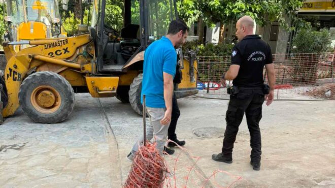 με-τα-καρτοτηλέφωνα-νιώσαμε-ευρωπαί-563728222