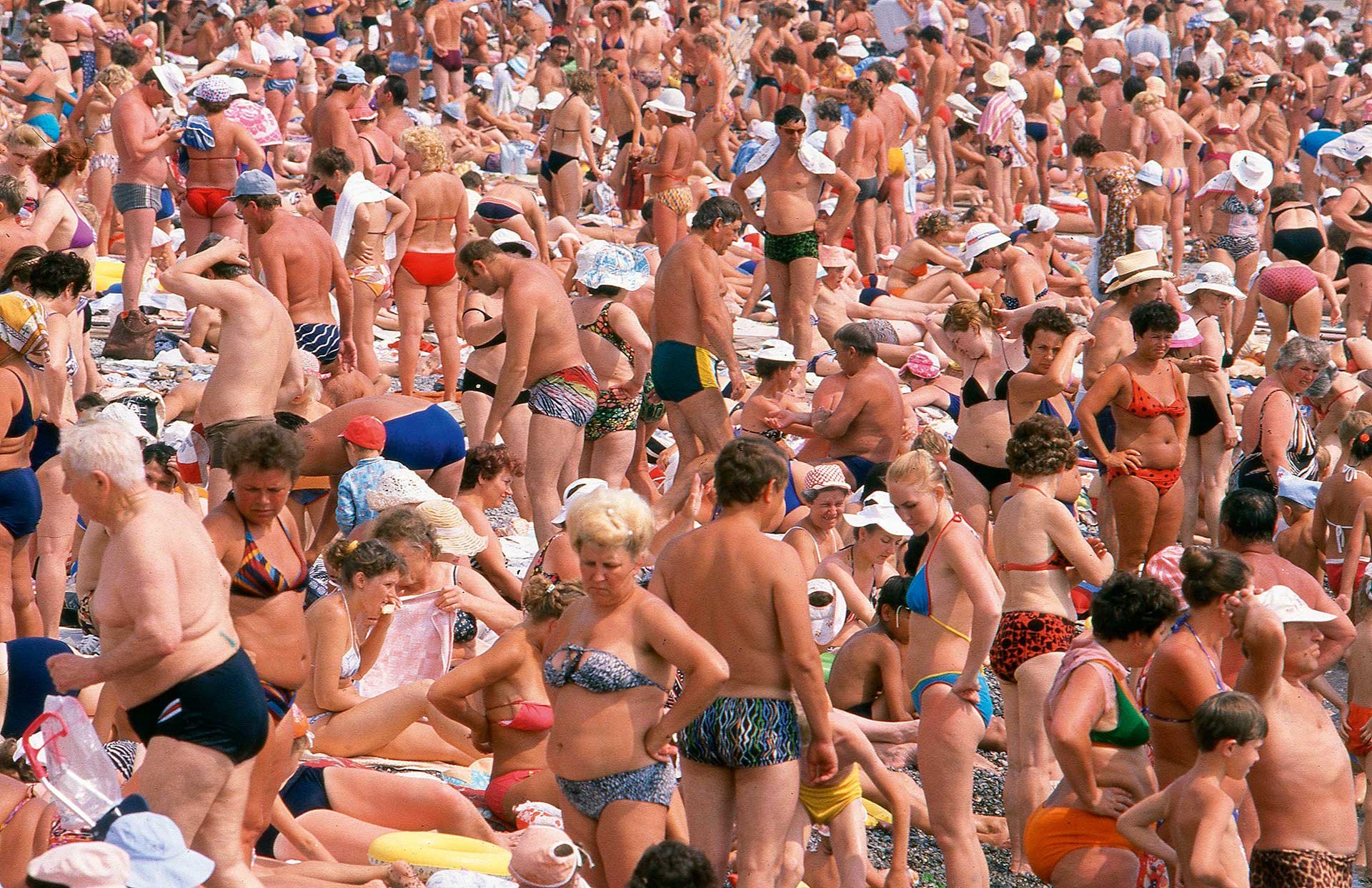 Σώματα σε παραλίες: ένα φωτογραφικό αφιέρωμα-3