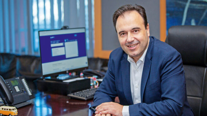 δημήτρης-παπαστεργίου-εργοστάσια-ai-σε-563701099