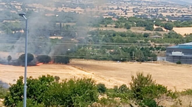 φωτιά-στην-κοζάνη-κοντά-στην-πανεπιστ-563702047