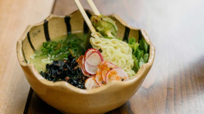 κρύο-ράμεν-αγγούρι-563738545