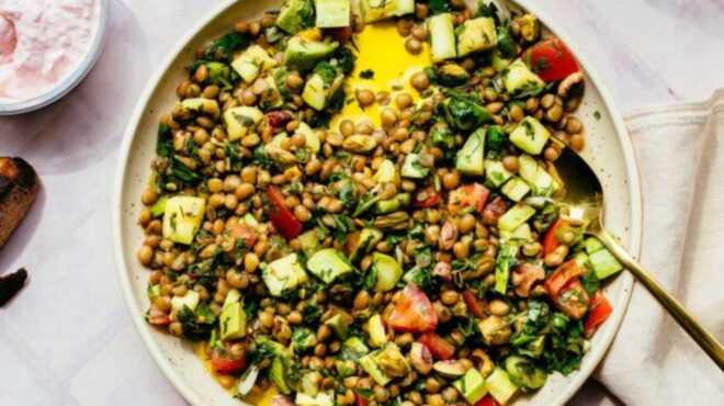 φακές-σαλάτα-16-καλοκαιρινές-συνταγές-563740540