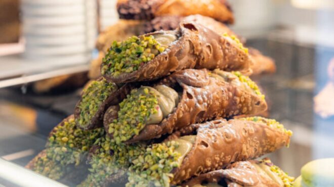 κανόλι-σιτσιλιάνικα-με-σοκολατένια-ζ-563740549