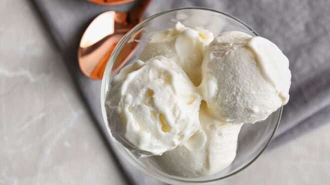 παγωτό-βανίλια-563743864