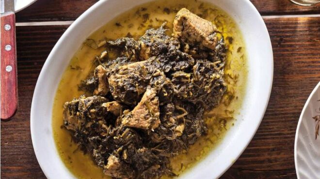 χοιρινό-με-χόρτα-τσιγαριαστά-563737396