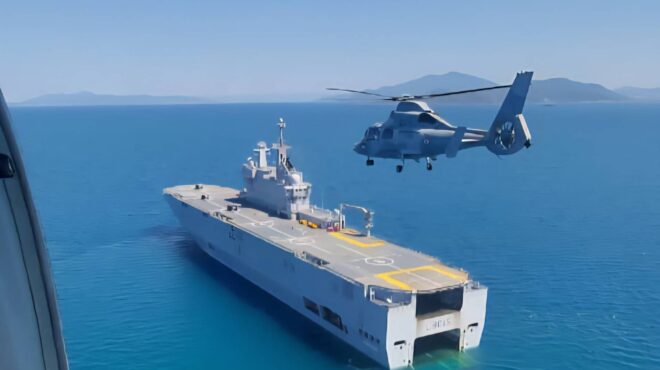 γαλλικές-δυνάμεις-στο-αιγαίο-με-φόντο-563705956