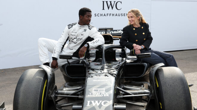 η-iwc-schaffhausen-γιορτάζει-τη-συνεργασία-της-με-τη-563713954