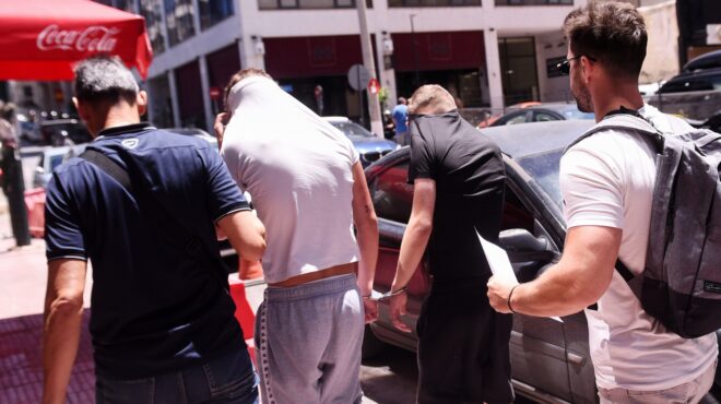 ομαδικός-βιασμός-14χρονης-πώς-την-εντόπ-563698225