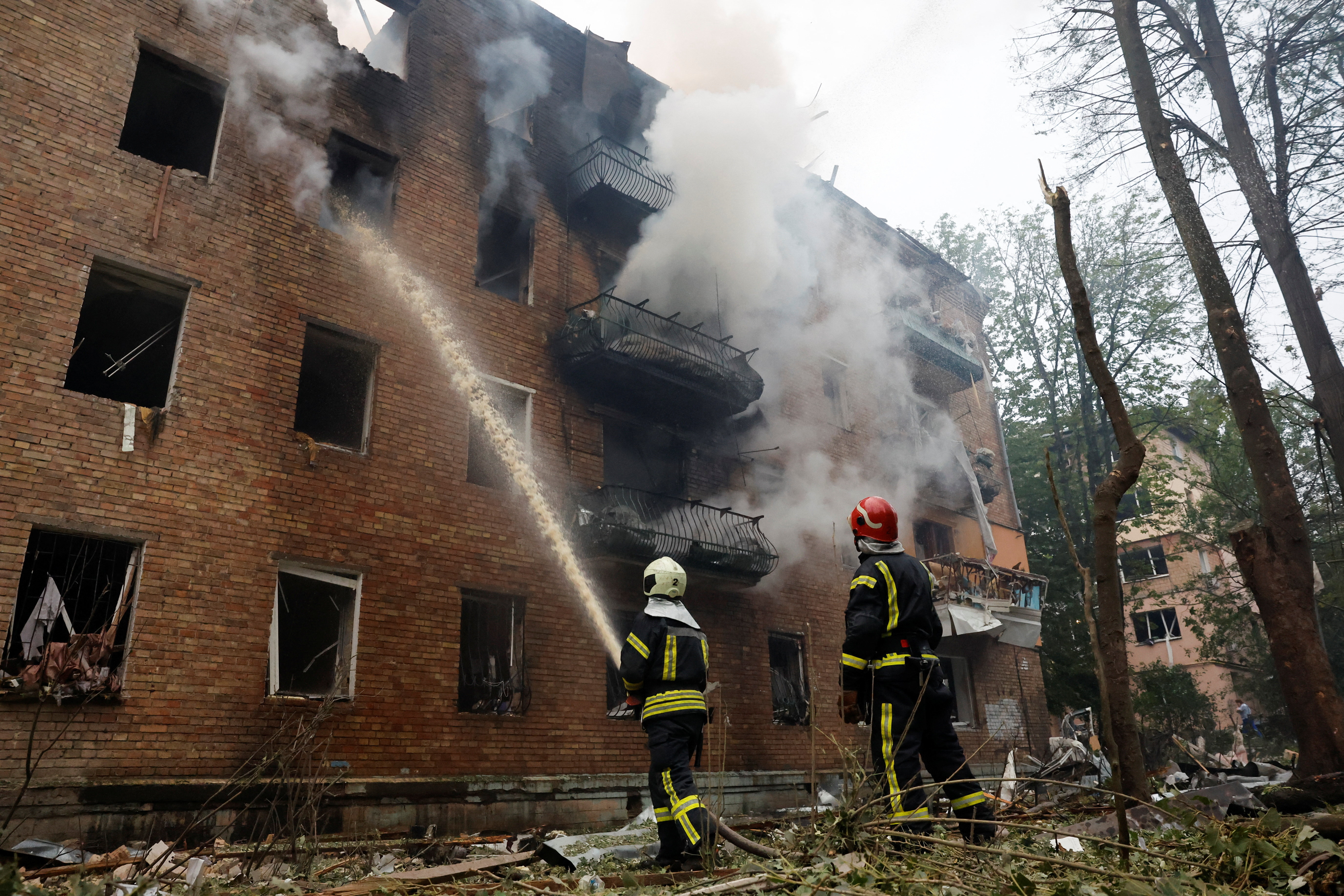 Ουκρανία: Οκτώ νεκροί από νυχτερινά πλήγματα της Ρωσίας στο Κίεβο-1