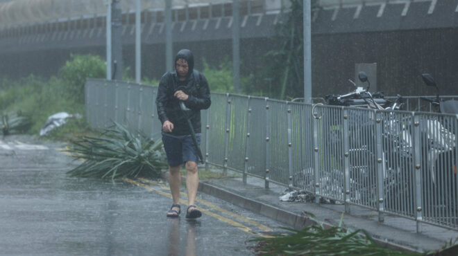 το-πεκίνο-προετοιμάζεται-για-πλημμύρ-563734204