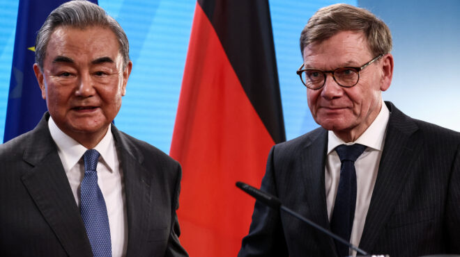 κίνα-αρνείται-ότι-στοχοθέτησε-με-λέιζ-563705950