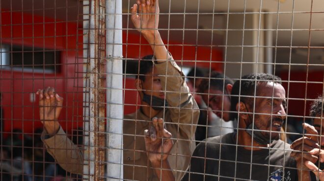 αν-γύριζα-στη-λιβύη-θα-σκότωναν-τον-αδ-563710492