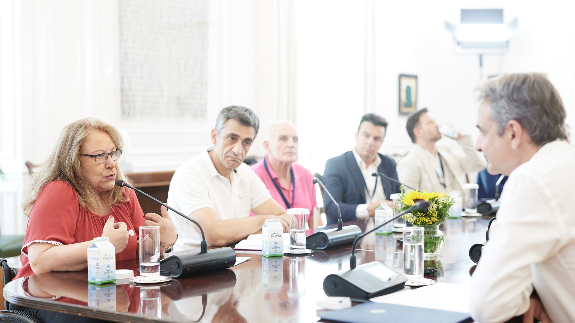 Συνάντηση Μητσοτάκη με εκπροσώπους ΑμεΑ για το πρόγραμμα «Προσβασιμότητα κατ’ οίκον»-1