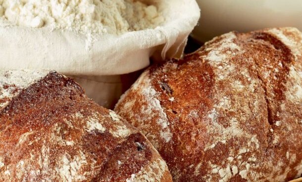 ψωμάκια-σίκαλης-βρώμης-από-τη-ρωσία-μπ-563703319