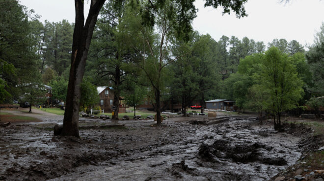 πλημμύρες-στο-νέο-μεξικό-τρεις-νεκρ-563705914