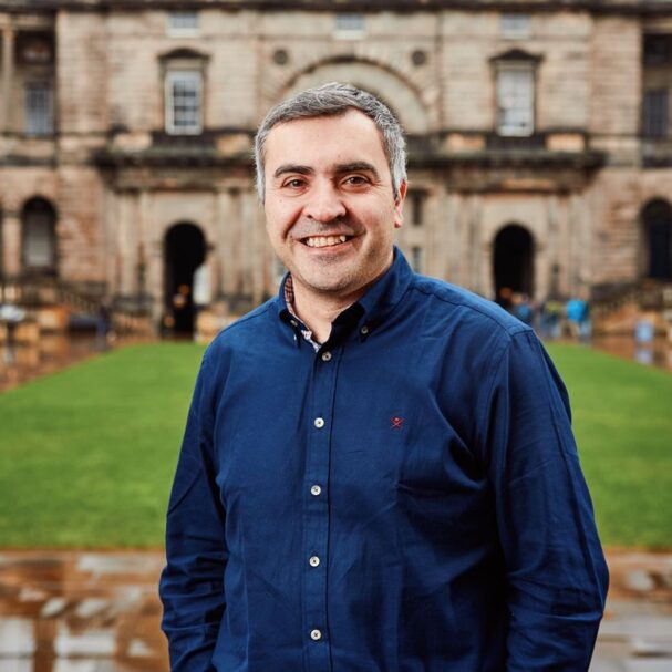 σε-ελληνα-το-βραβείο-της-βασιλικής-ακα-563702338