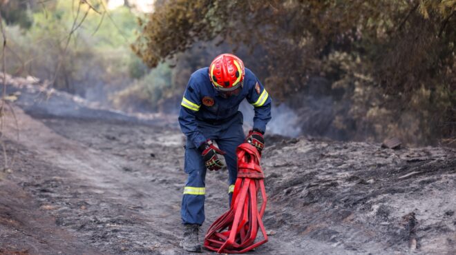 ηράκλειο-υπό-μερικό-έλεγχο-η-φωτιά-στη-563700904