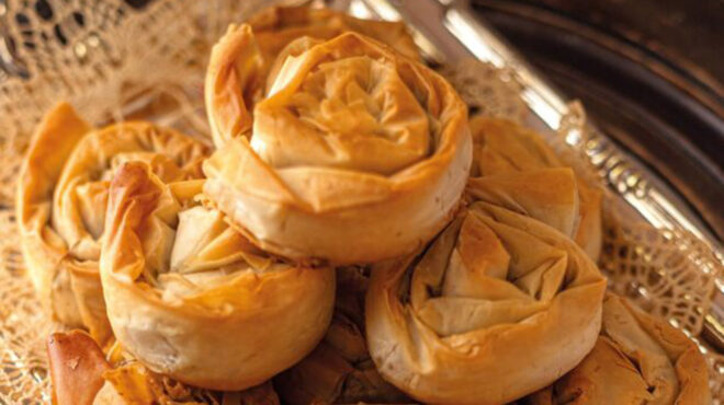 σαλιγκαράκια-με-ταχίνι-καρύδια-και-κα-563741677