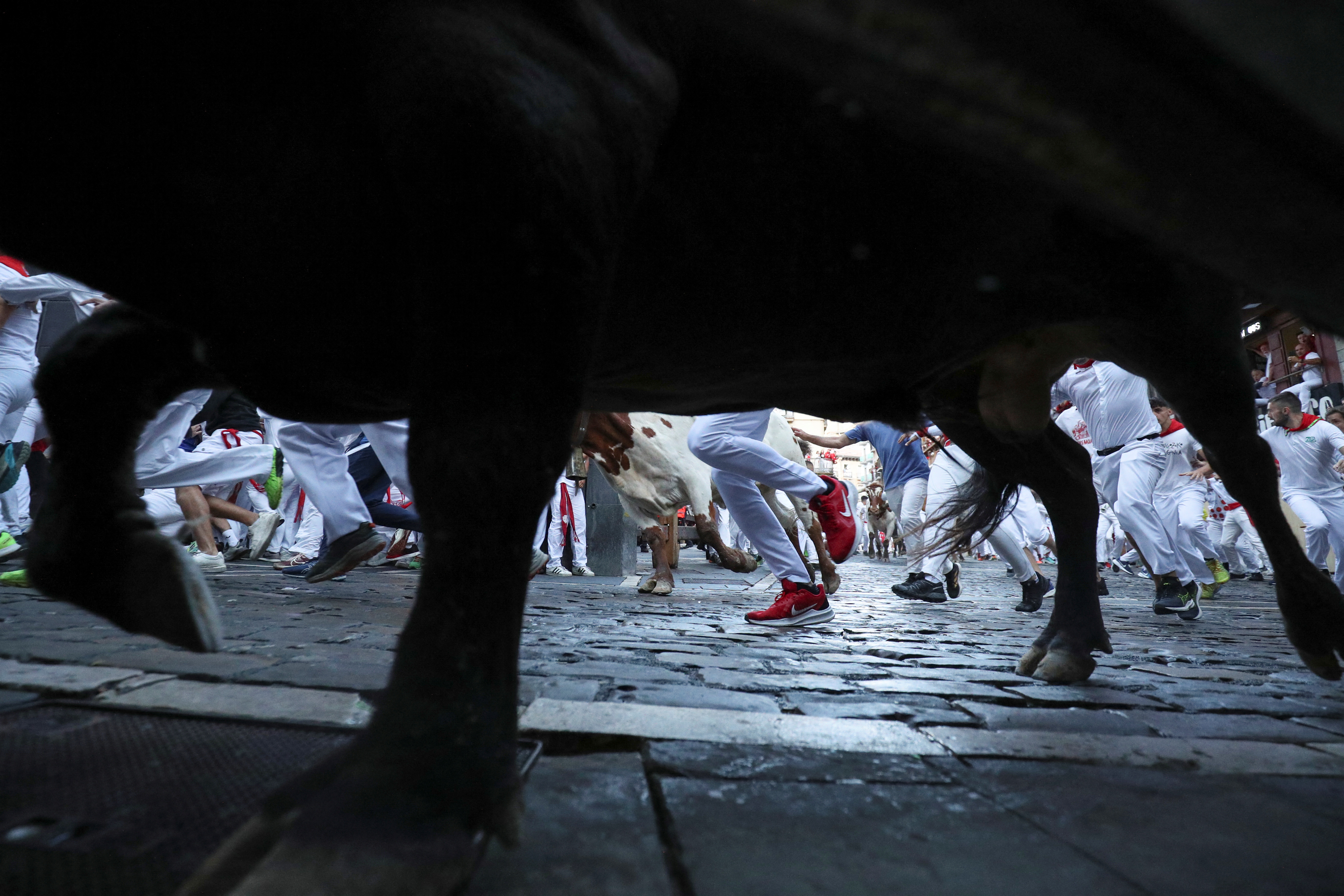 Φεστιβάλ του Σαν Φερμίν: Ενας τραυματίστηκε, επτά γλίτωσαν με μώλωπες από τις ταυροδρομίες-3