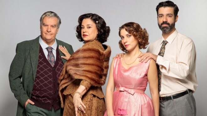 ιστορίες-που-εξελίσσονται-στον-χρόνο-563726287