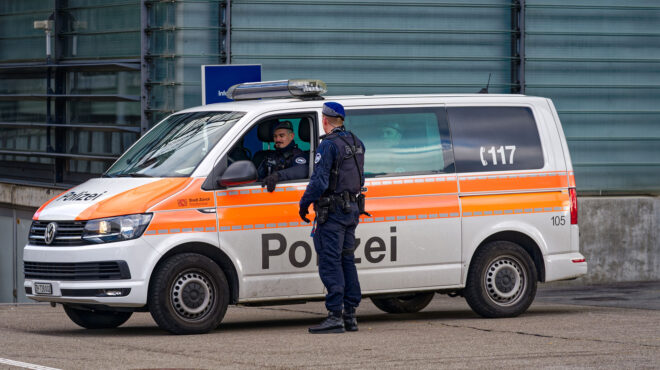 ελβετία-ανθρωποκυνηγητό-για-τρία-επ-563726719