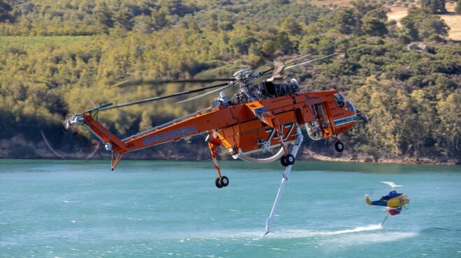 νέα-φωτιά-στη-λέσβο-σηκώθηκαν-ελικό-563714332