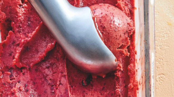 8-συνταγές-για-εύκολα-καλοκαιρινά-σορμ-563709592