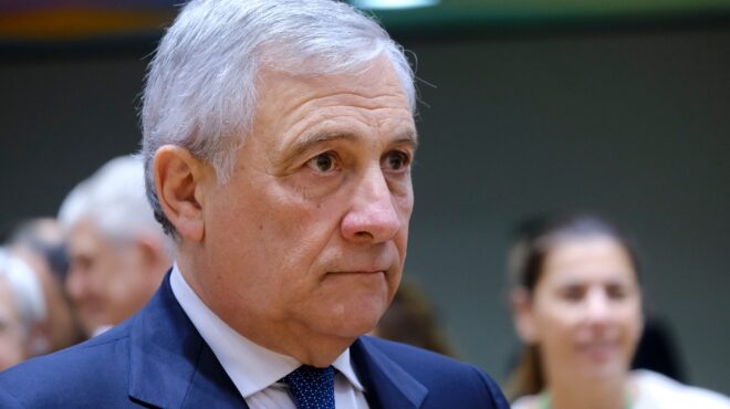 αντιδράσεις-σε-γερμανία-και-ιταλία-με-563734066