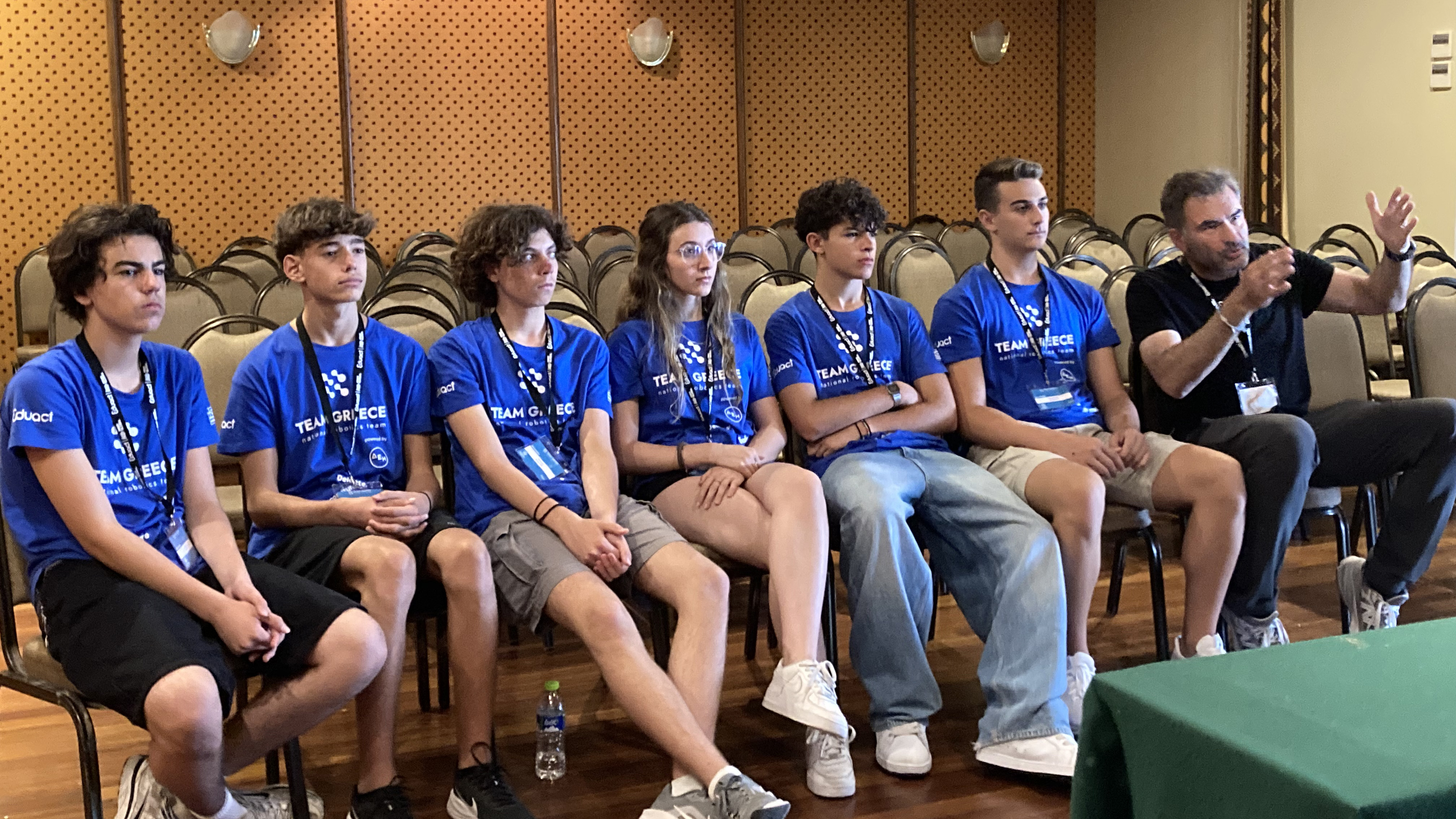 Εθνική Ομάδα Ρομποτικής: «Στο Καρπενήσι δουλεύουμε όπως οι πολυεθνικές»-5