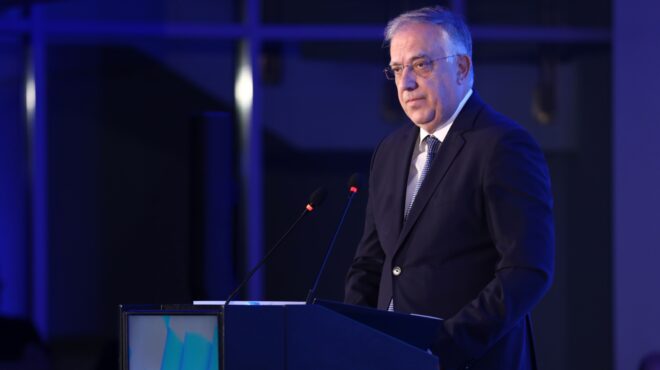 θεοδωρικάκος-εκατοντάδες-εκατομμύρ-563715982