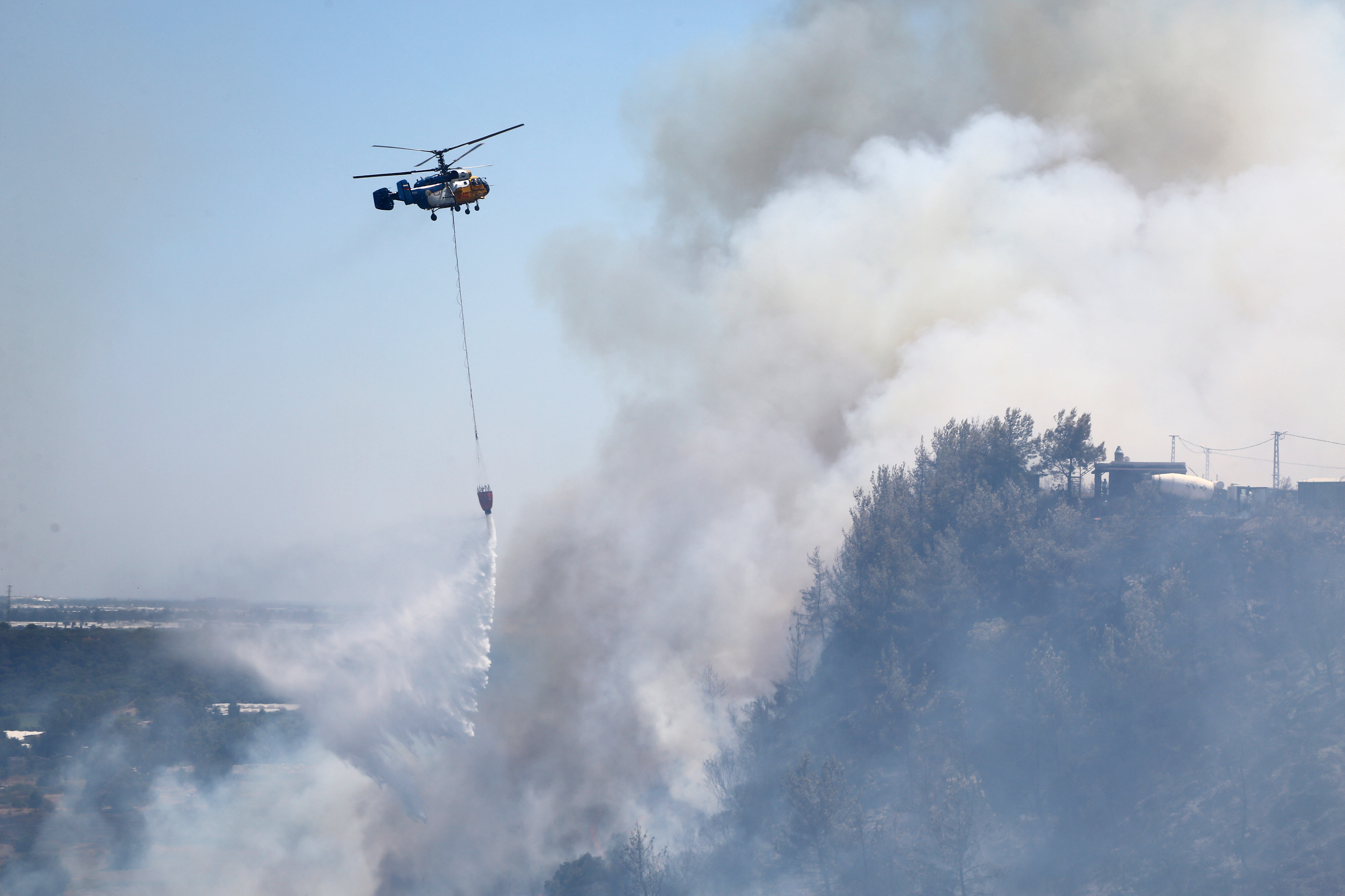 Πύρινος εφιάλτης στην Τουρκία – Χιλιάδες άνθρωποι απομακρύνονται από τα σπίτια τους (Εικόνες)-4