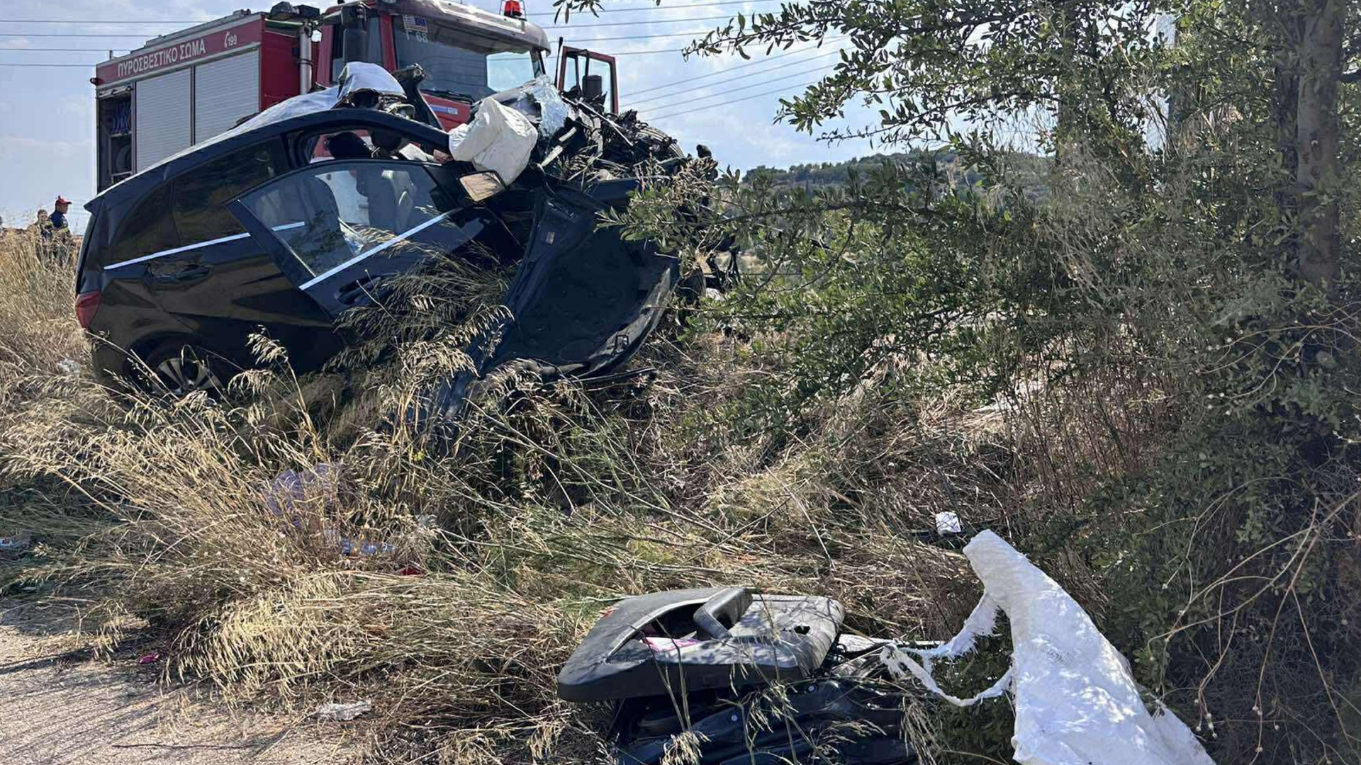 Θανατηφόρο τροχαίο στην Αργολίδα: Νταλίκα συγκρούστηκε μετωπικά με Ι.Χ – Τρεις νεκροί-3