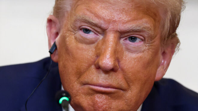 τραμπ-πιέζει-αφρικανούς-ηγέτες-να-υπο-563707537